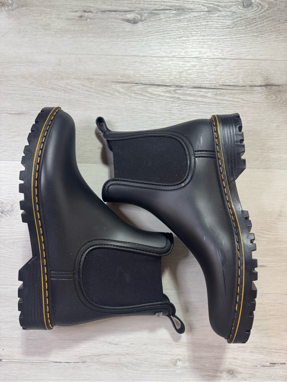 Igor Trak Mate Tri Chelsea Rain Boot, Black, Size 41